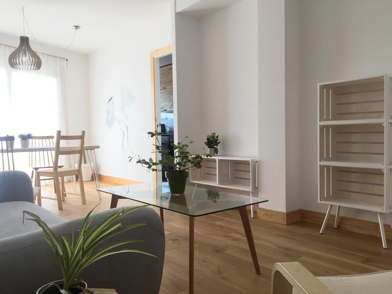 Deltaic Apartment Делтебре Екстериор снимка